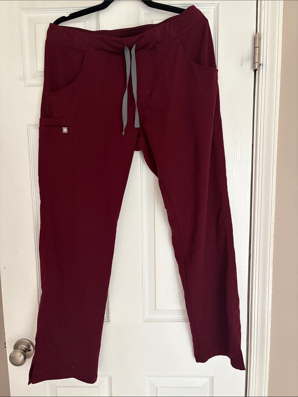 Figs Women's Burgundy Drawstring Joggers with Side Pocket